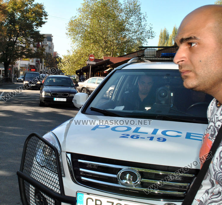 Ауди и Фолксваген катастрофираха до Зеленчуковия пазар в Хасково