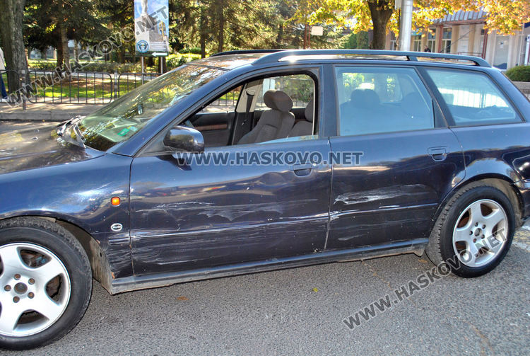 Ауди и Фолксваген катастрофираха до Зеленчуковия пазар в Хасково