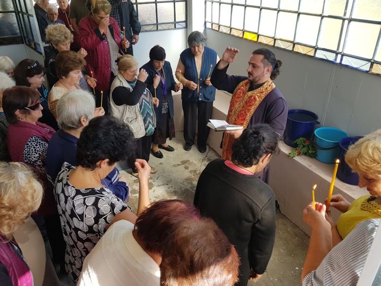 Раздадоха курбан в параклиса "Св. Петка"