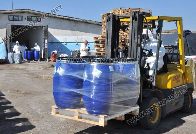 Унищожават 29 тона негодни пестициди от склад край Горски извор