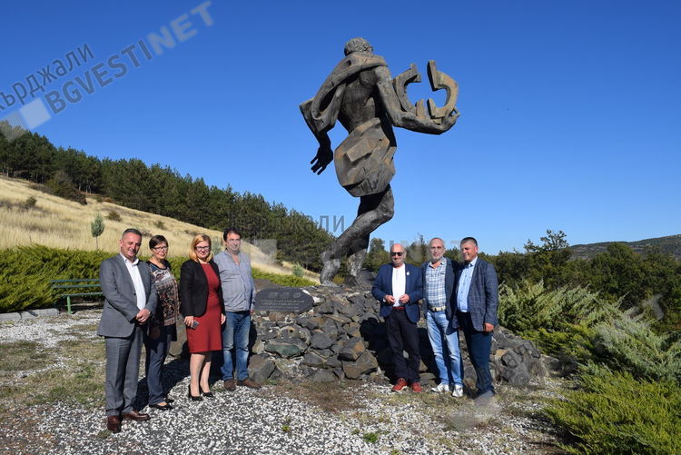 Митко Минев в Кърджали: Да приближим семейството към Ротари