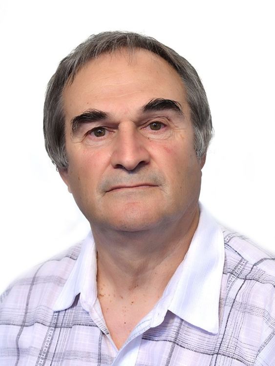 19. КРЪСТЬО ЗАПРЯНОВ МОМЧИЛОВ