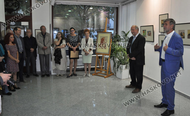 Пистолетът, с който Яворов  се самоубива – част от изложбата в галерия „Форум“