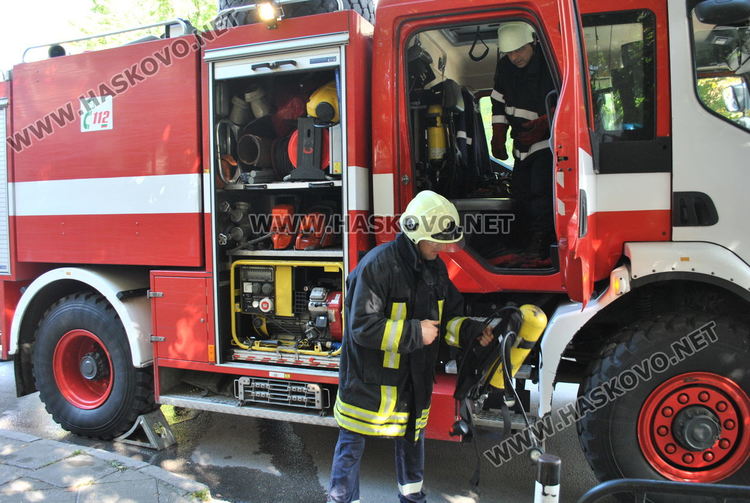 Горя пицария в центъра на Хасково