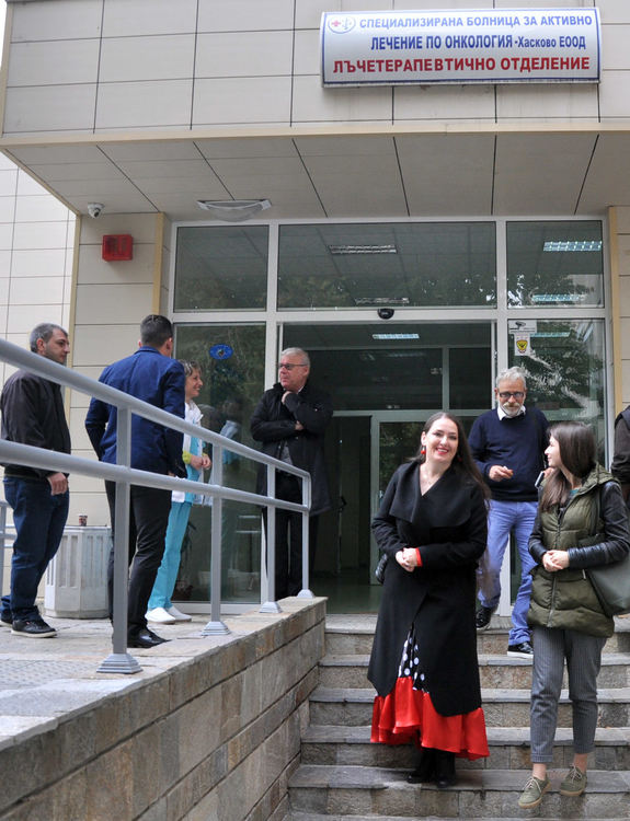 "Демократична България": Запознахме се с проблемите на Онкото и ще действаме за решаването им