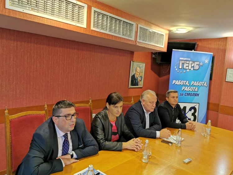 Кандидатът за кмет от ГЕРБ Николай Мелемов проведе среща с бизнеса в Смолян 