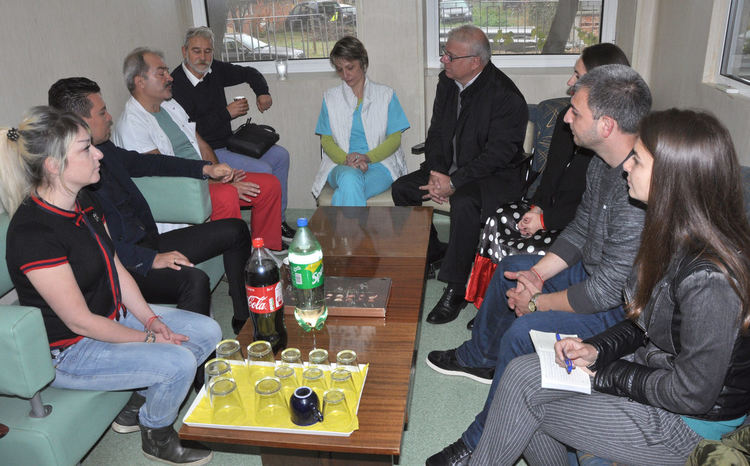 "Демократична България": Запознахме се с проблемите на Онкото и ще действаме за решаването им