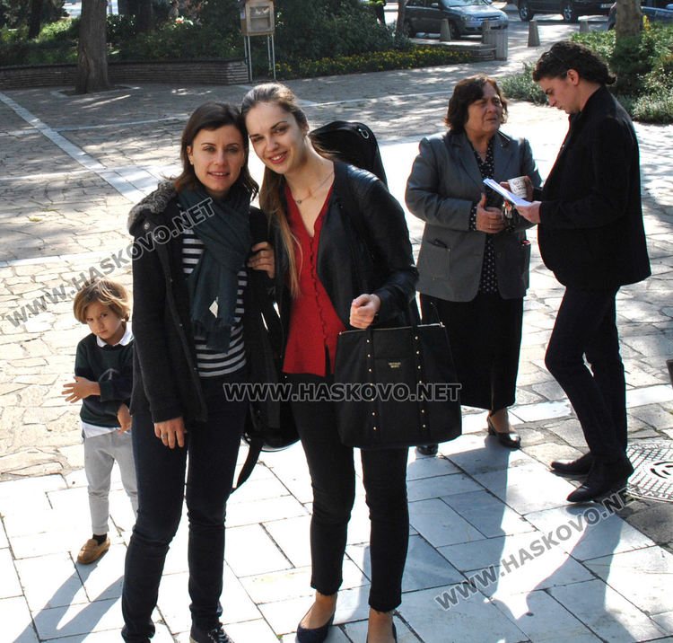 Мила Георгиева и Зорница Иларионова свирят заедно за първи път с Камерния оркестър на Хасково