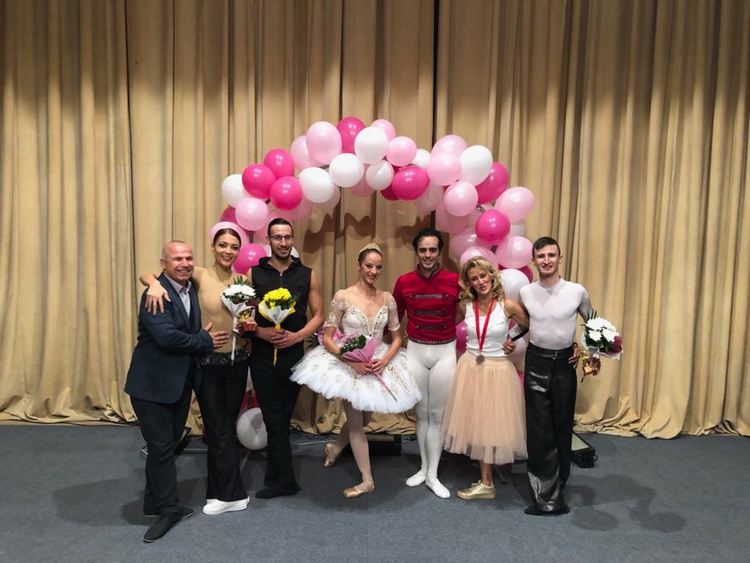 „Галаксико“ празнува с балетна школа „Грация“ 60 години от създаването ѝ