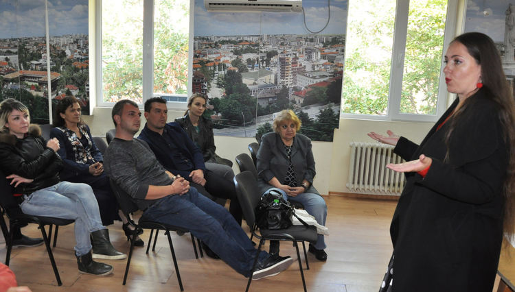 Милена Налбантова: Граждански борд и специалисти да вземат активно участие в обсъждането на Културния календар в Хасково