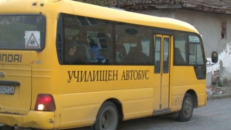 Гамен наби в Крумовград шофьор на училищен автобус заради забележка