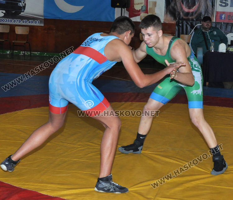 Възродиха международния турнир по борба "Ангел войвода" в Хасково