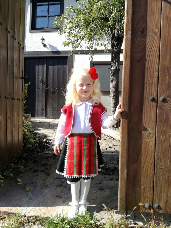 Моника Ангелова