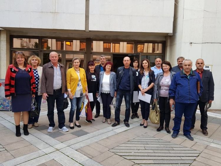 Разпуснаха местния парламент