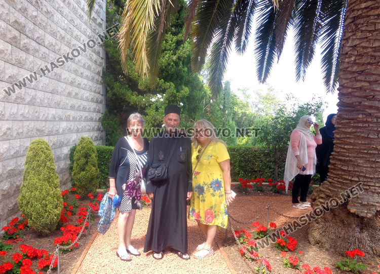 Отец Антоний Енев стана хаджия на 92 години