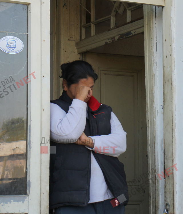 Даренията на димитровградчани трогнаха стотиците приютени хора от отец Иван в Якимово