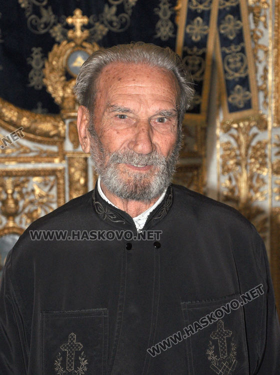 В материала са използвани и снимки от личния архив на отец Антоний от пътуването му до Израел