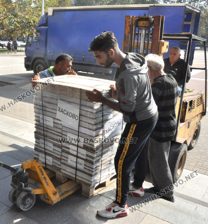Свиленград, Хасково и Димитровград получават първи бюлетините за местния вот
