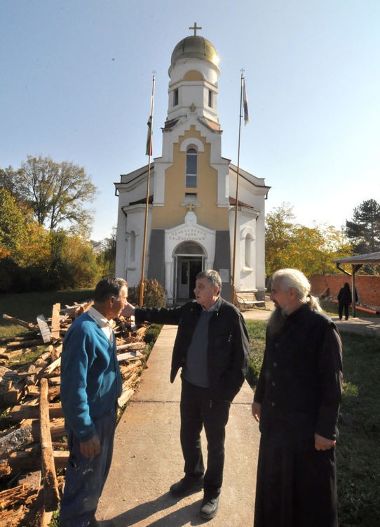 Национална Политическа Партия „Българе” с пореден благотворителен жест към християнски храм