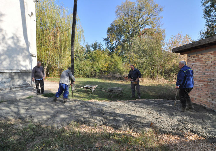 Национална Политическа Партия „Българе” с пореден благотворителен жест към християнски храм