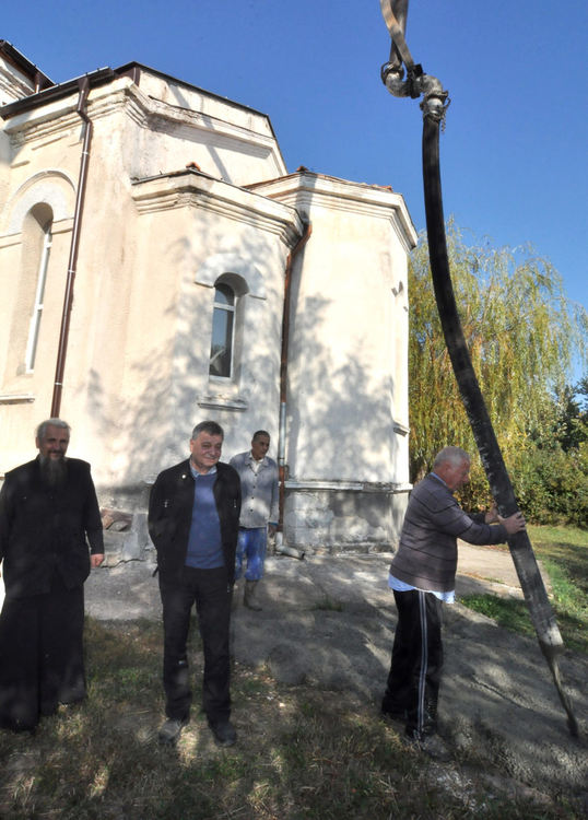 Национална Политическа Партия „Българе” с пореден благотворителен жест към християнски храм