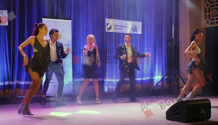 Катя Панева: Ние искаме промяната и излизаме с лицата си, даваме алтернативата в управлението на общината