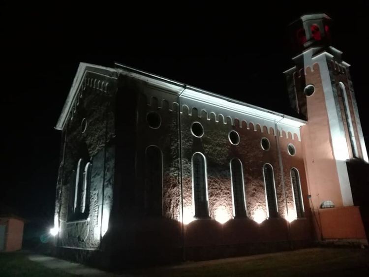 С дарение беше направен ремонт на дебърската църква