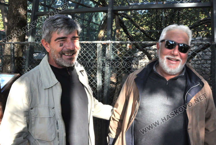 Директорите на Старозагорския и хасковския зоопаркове- доц. д-р Радослав Михайлов /вляво/ и Валентин Ахтаров