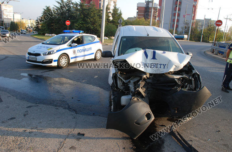 Инкасо катастрофира с Алфа на детелината на „Орфей“