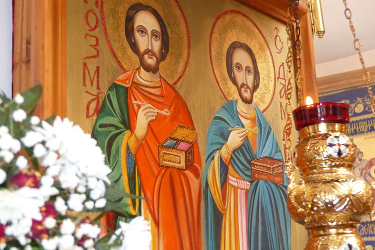 Честват чудотворците Св.Козма и Дамян в едноименния храм над Смолян