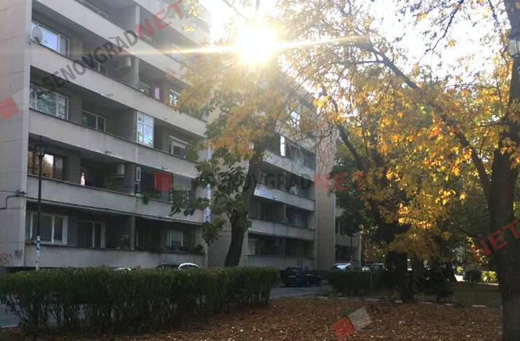 Преваляванията продължават и в петък, облачността се разкъсва