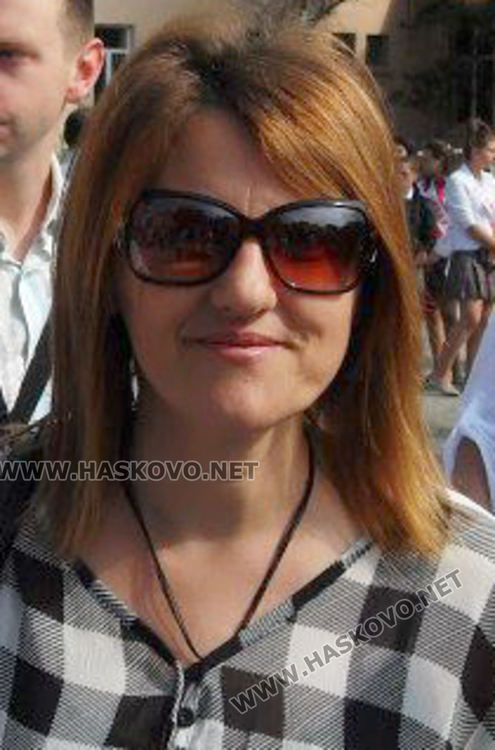 Нели Щерева