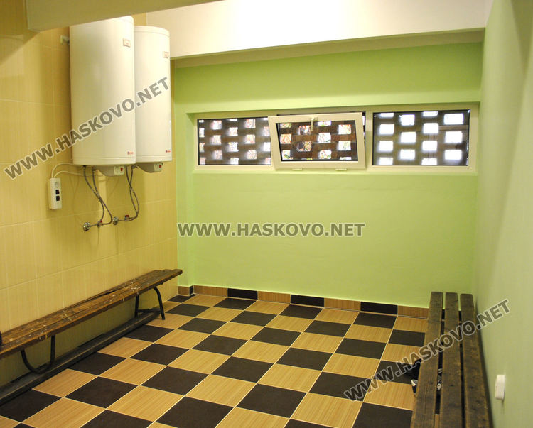 Хасковските борци вече тренират в обновената зала на стадион "Младост"