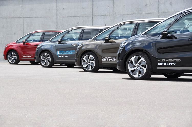 Fiat и Peugeot одобриха сливането си, което ще създаде компания за $50 милиарда