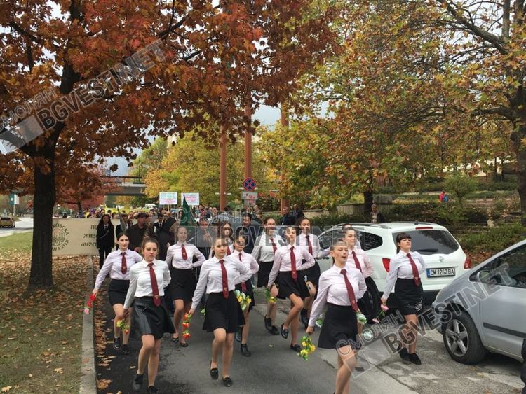 Поколения родопчани са преминали в 70-те випуска на Райковската гимназия за 100 години