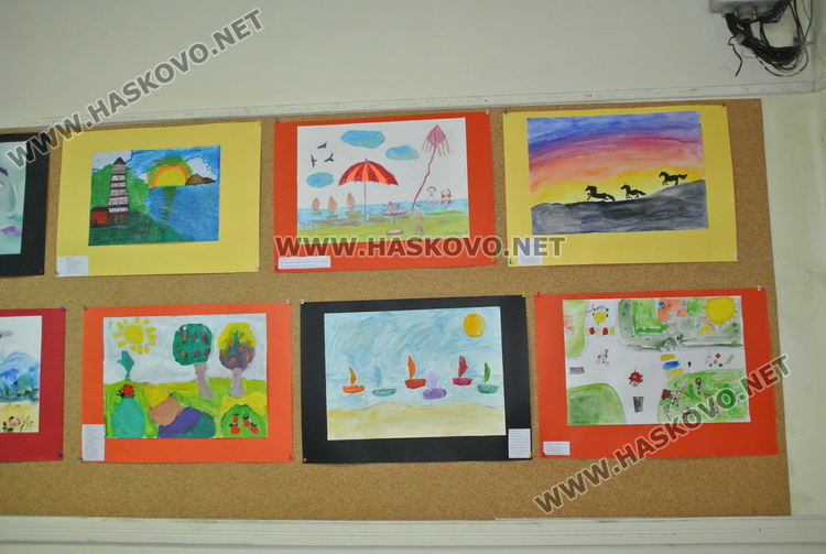 Наградите от от конкурса „Поезия в цвят“ останаха в Хасково, една заминава за Благоевград