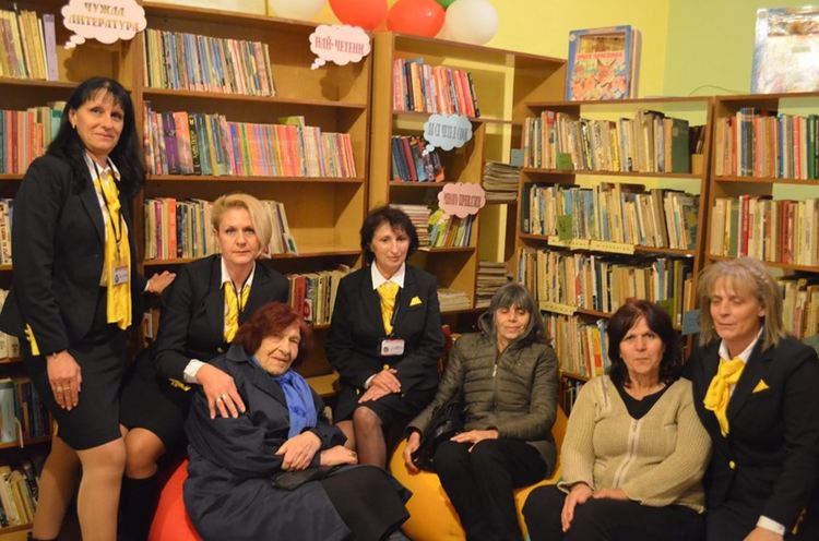 Д-р Момчилова откри  благотворителна изложба в полза на болницата в Първомай