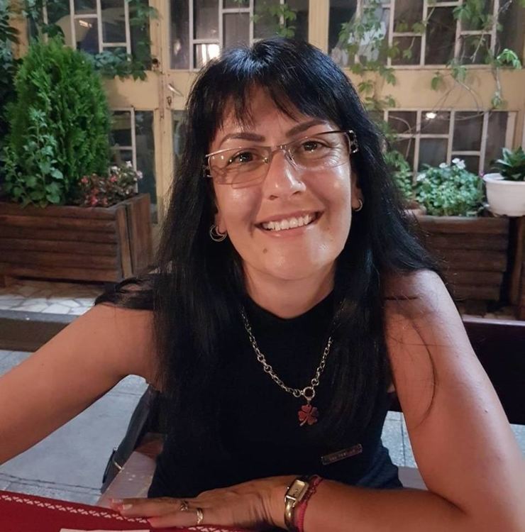 Невена Рачева - Книжовник