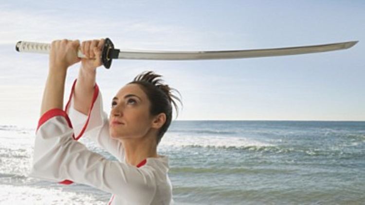 Руската мечка не се плаши от самурайски меч