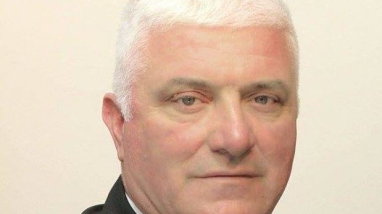 Бившият треньор на Катя Дафовска сяда в кметския стол  