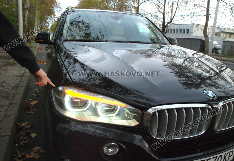 Повреденият автомобил