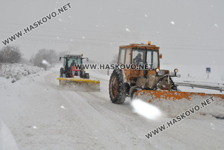 Само Ата строй иска да чисти снега в Хасково, но ни очаква топла зима