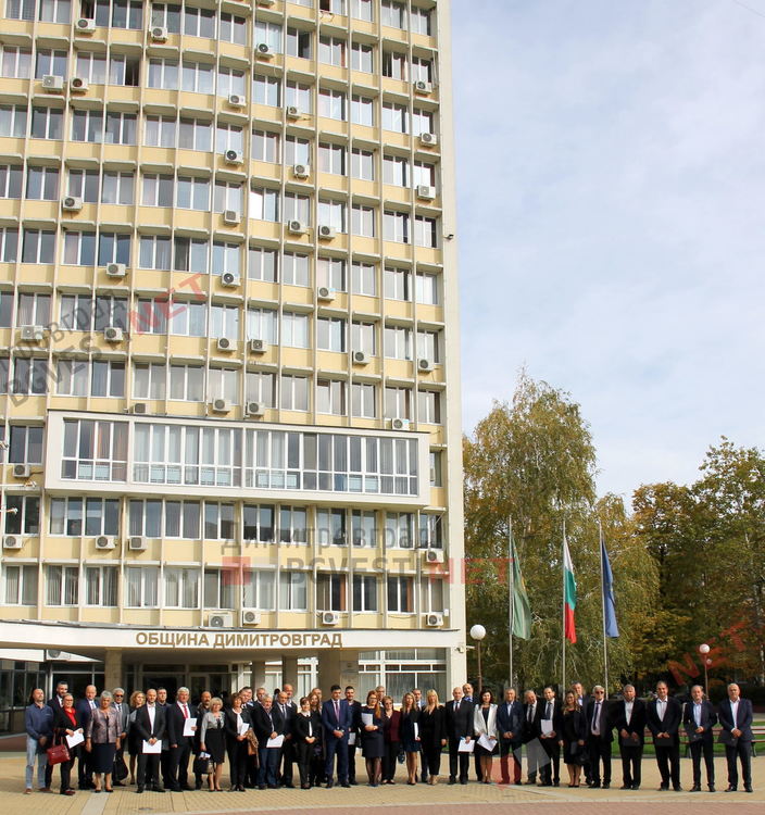 Новият общински съвет и кметове се заклеха днес на официална церемония