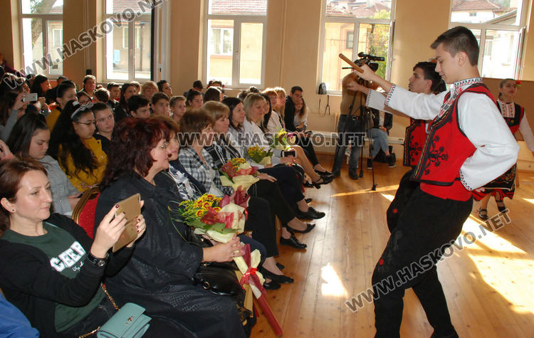 Благотворителна кампания за приюта в Нови хан в центъра на Паскалевите дни