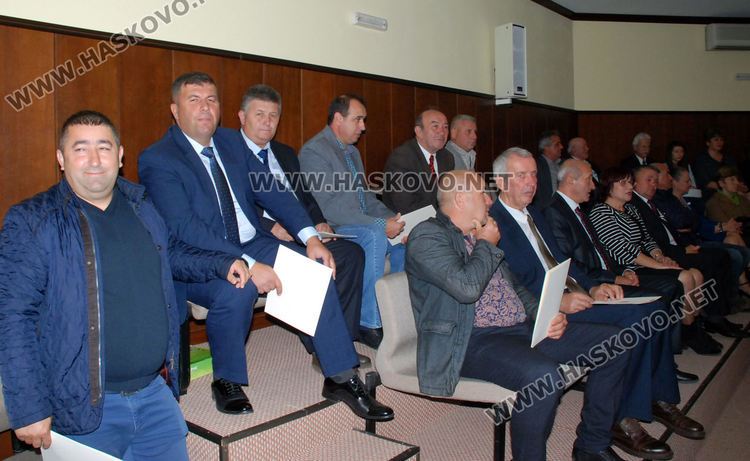 Новият кмет и ОбС се заклеха, преизбраха Таня Захариева за председател