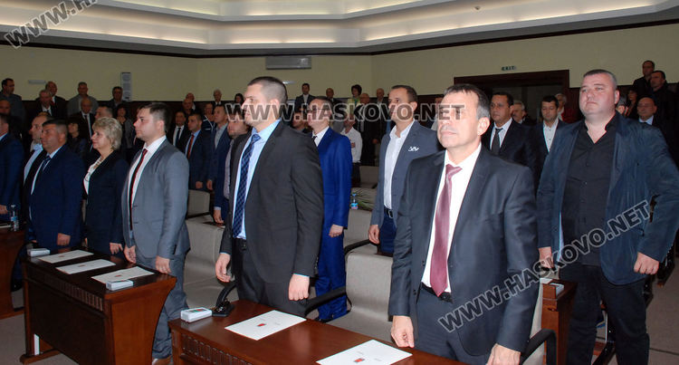 Новият кмет и ОбС се заклеха, преизбраха Таня Захариева за председател