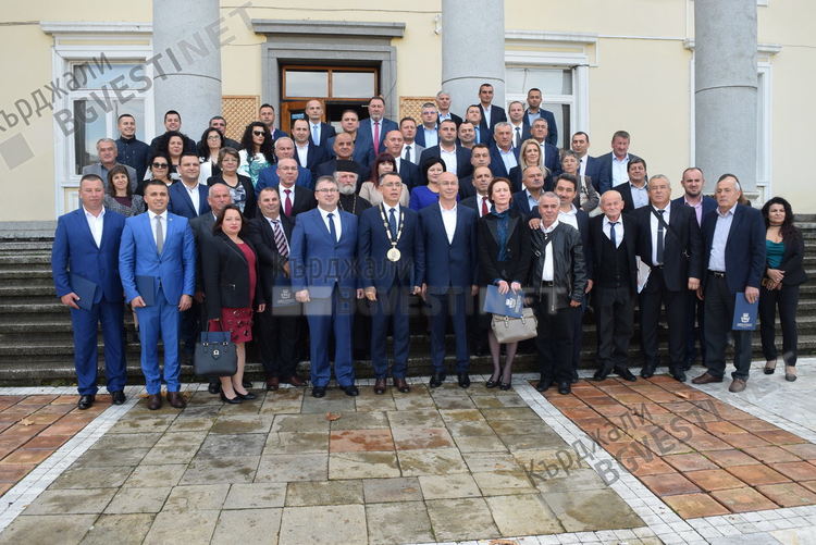 Кметът  инж.Хасан Азис положи клетва за пети пореден път, заклеха се съветници и селски първенци