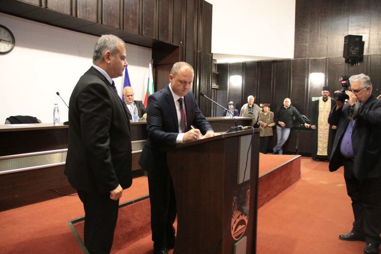 Кметове и съветници се заклеха. Избраха Христо Вълчев за председател на Общинския съвет