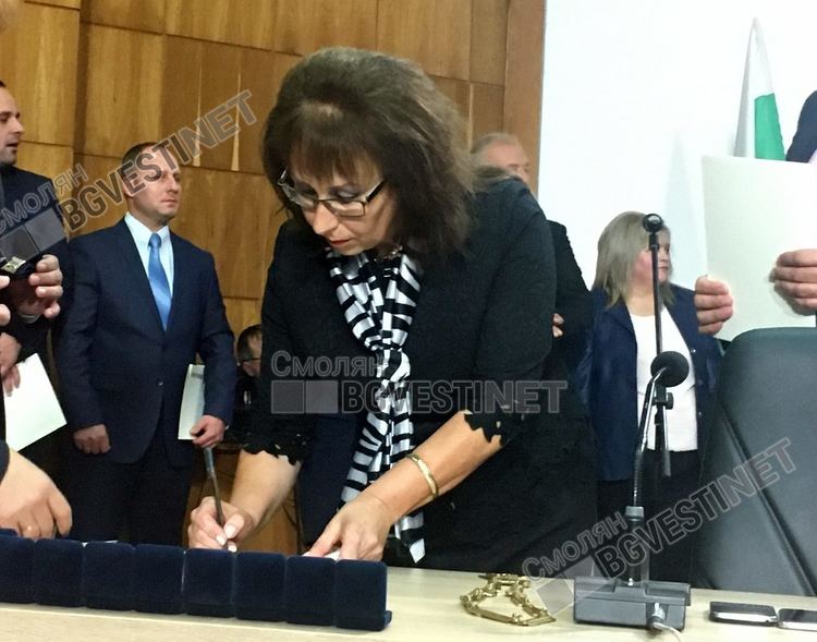 Сийка Иванова-ГЕРБ, влиза на мястото на Мартин Захариев, който подаде оставка пред ОИК