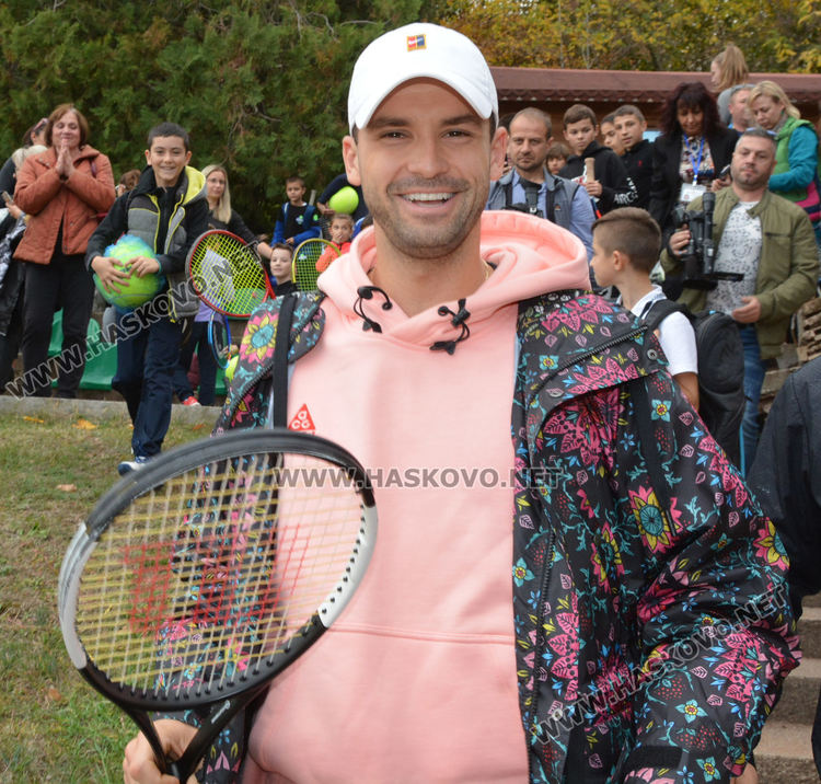 Еуфория на тенис кортовете в Хасково, деца от цяла България играят с Гришо